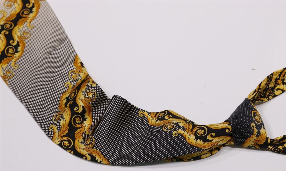 Gianni Versace Vintage 90s Gold Black Barocco Print Silk Necktie Tie Mens